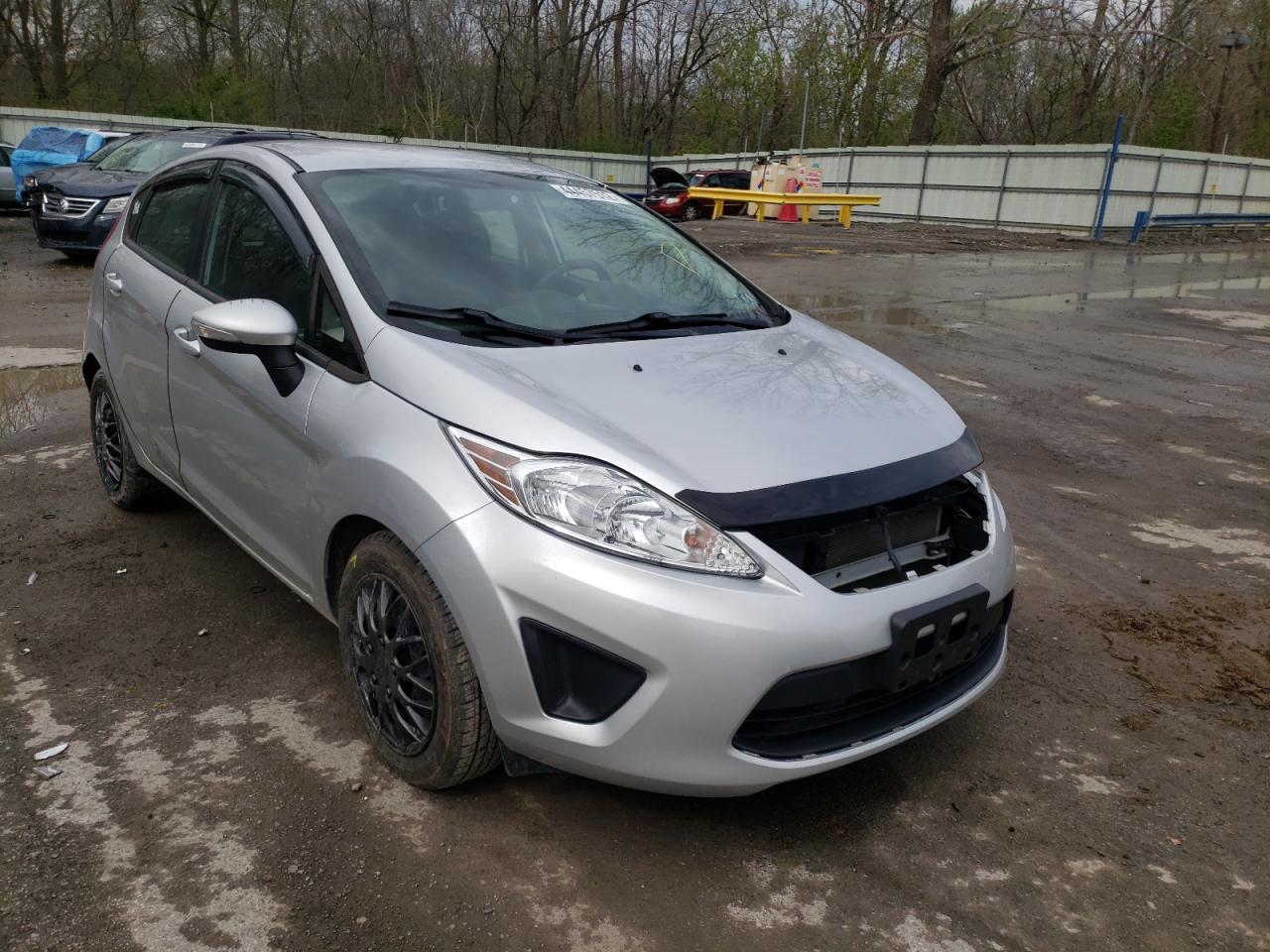 FORD FIESTA SE 2013 with VIN 3FADP4EJ0DM150446 - Photo from auction
