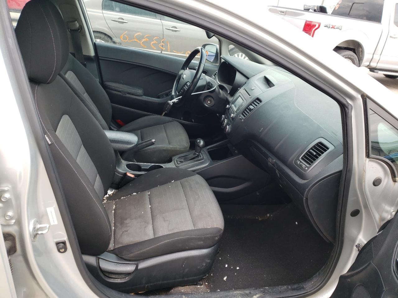 Photo 5 from auction – 2014 KIA FORTE EX with VIN KNAFX4A85E5169830