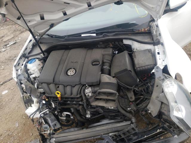 Photo 7 from auction – 2014 VOLKSWAGEN GOLF with VIN WVWDB7AJXEW002452