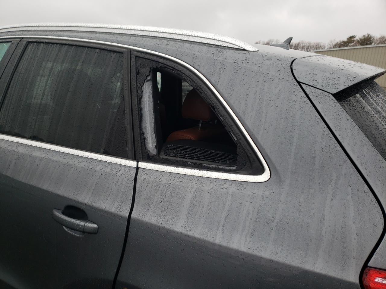 Photo 9 from auction – 2012 AUDI Q5 PREMIUM with VIN WA1LFAFP2CA125337