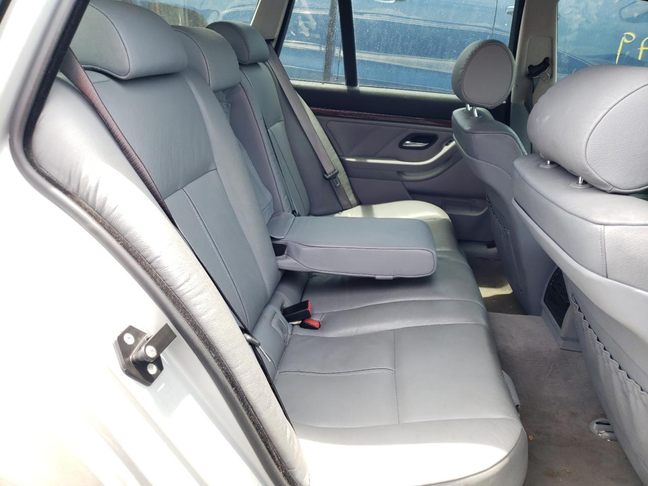 Photo 6 from auction – 2003 BMW 540 IT AUT with VIN WBADR63403GN92615