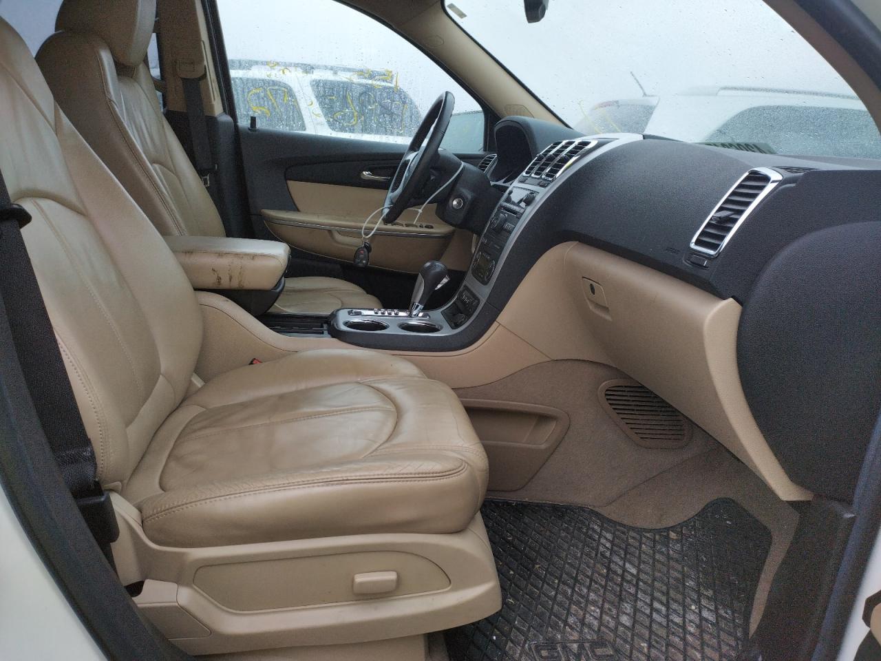 Photo 5 from auction – 2010 GMC ACADIA SLT with VIN 1GKLVMED8AJ182760