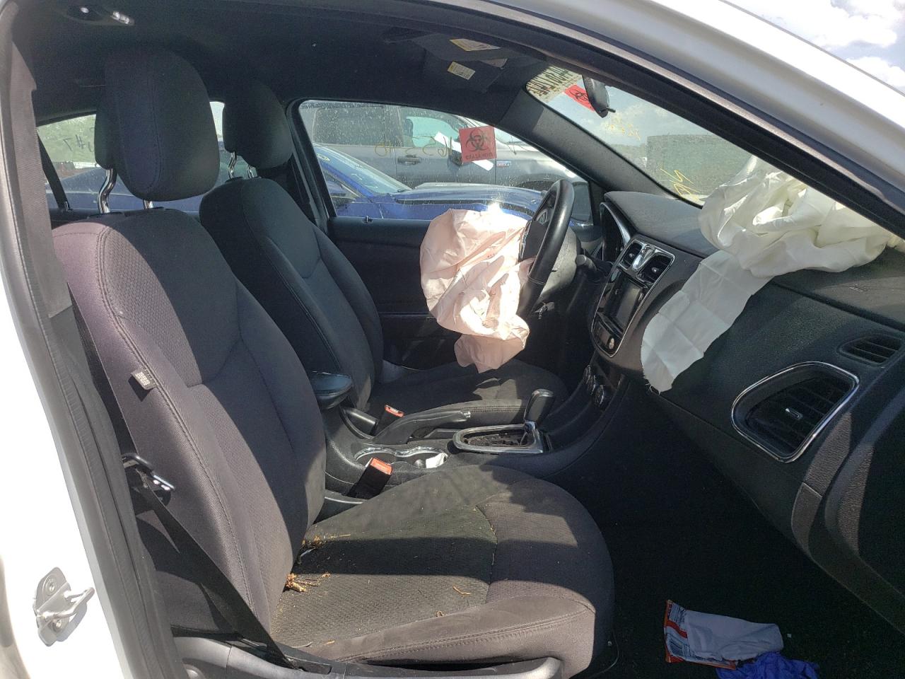 Photo 5 from auction – 2013 CHRYSLER 200 TOURIN with VIN 1C3CCBBBXDN656430