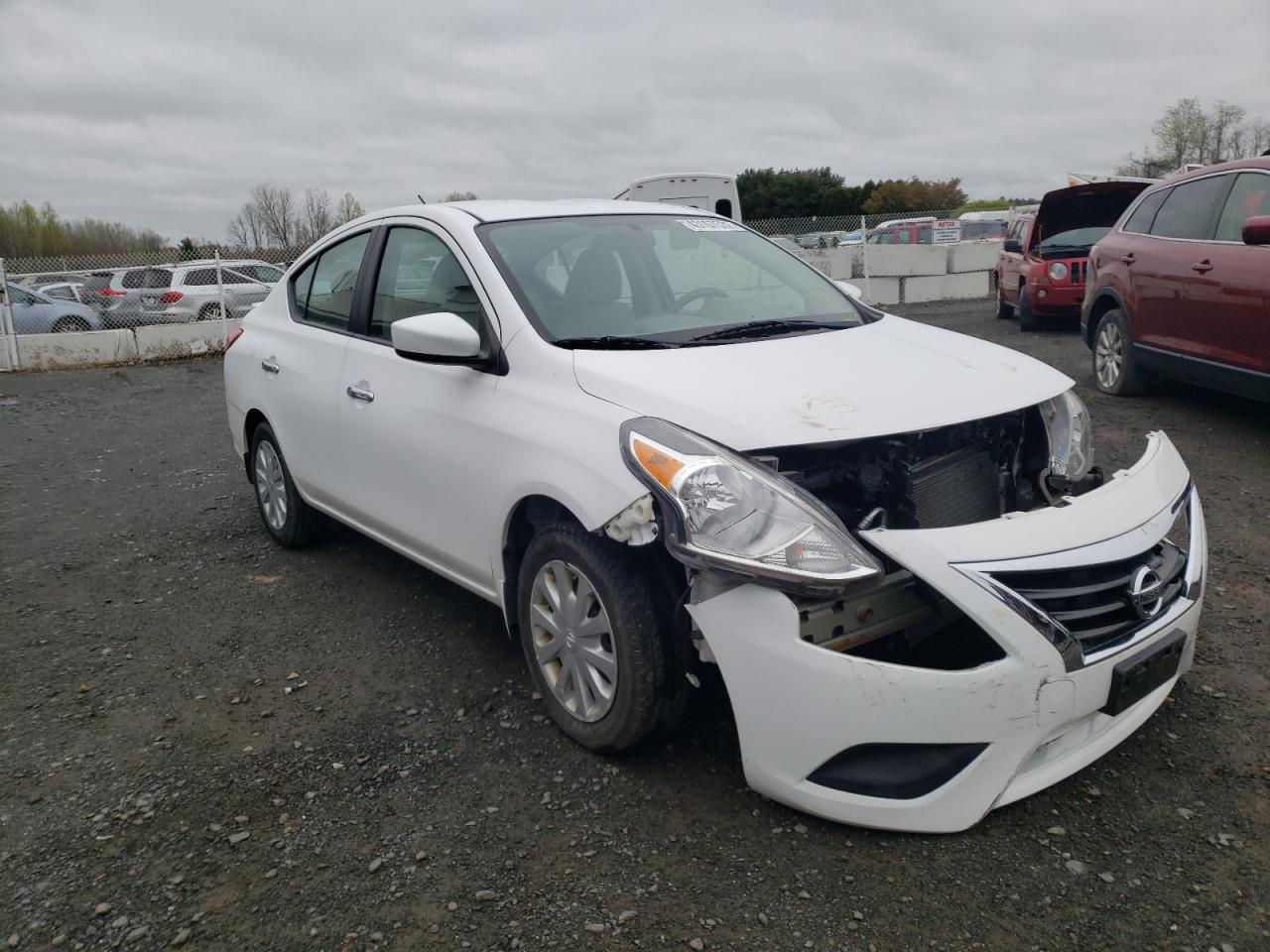 NISSAN VERSA S 2015 with VIN 3N1CN7AP7FL870541 - Photo from auction