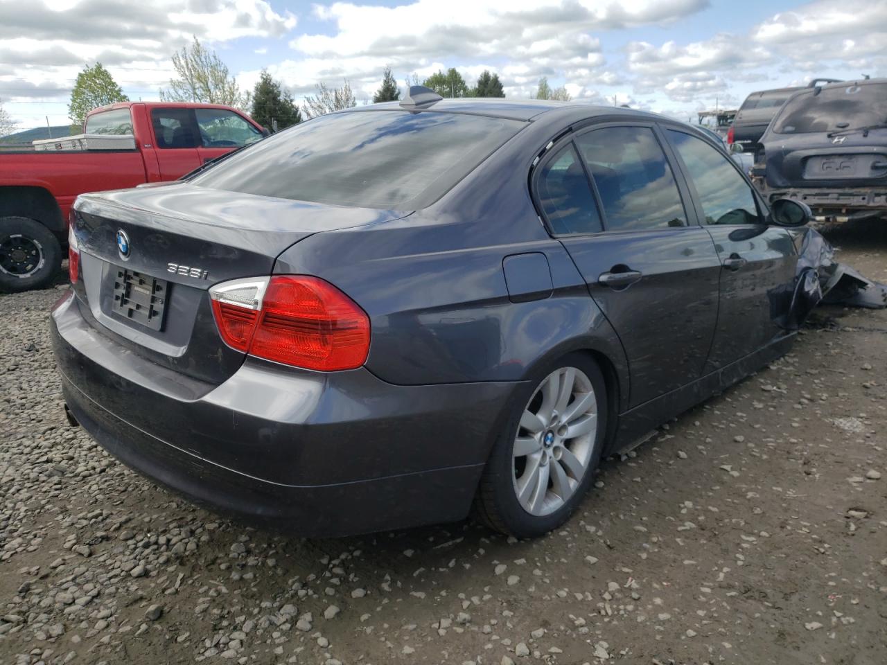 Photo 4 from auction – 2007 BMW 328 I with VIN WBAVA33567KX82439