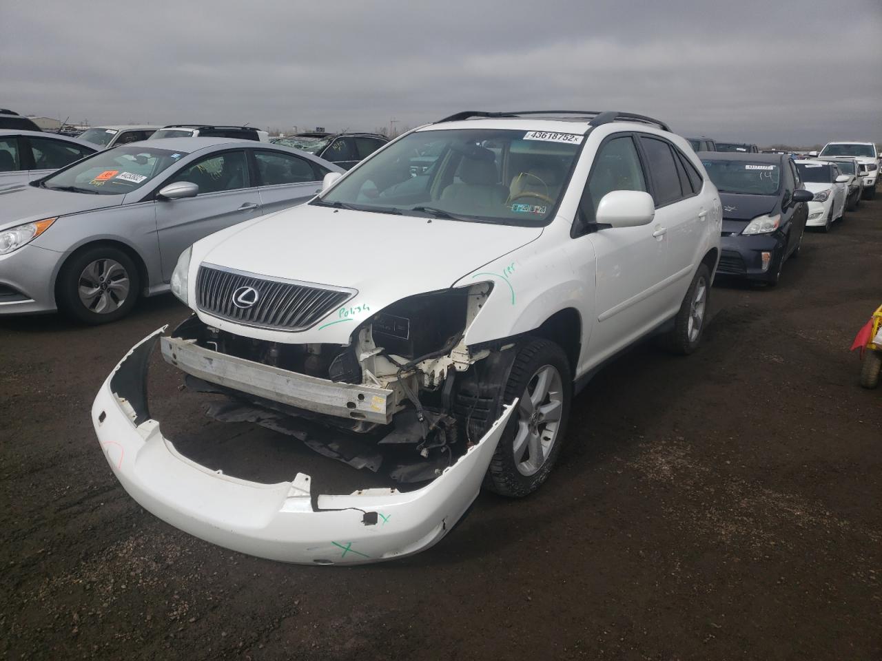 Photo 2 from auction – 2005 LEXUS RX 330 with VIN 2T2HA31U45C064926