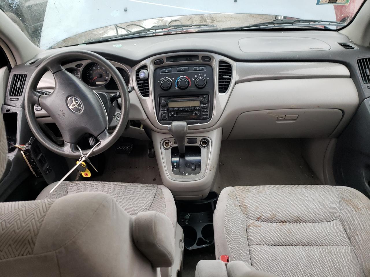 Photo 9 from auction – 2001 TOYOTA HIGHLANDER with VIN JTEGF21A810027847