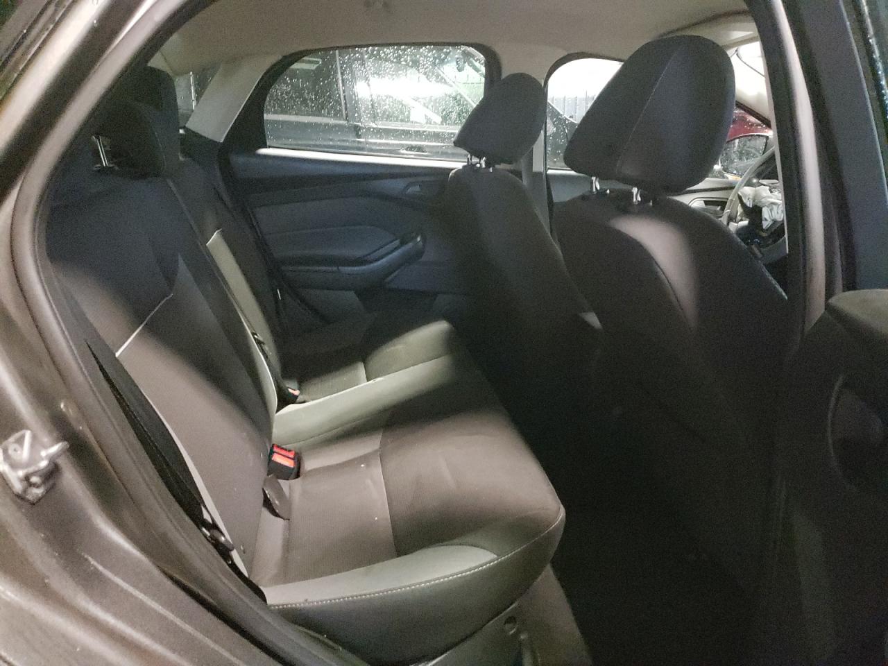 Photo 6 from auction – 2012 FORD FOCUS SE with VIN 1FAHP3F28CL457933