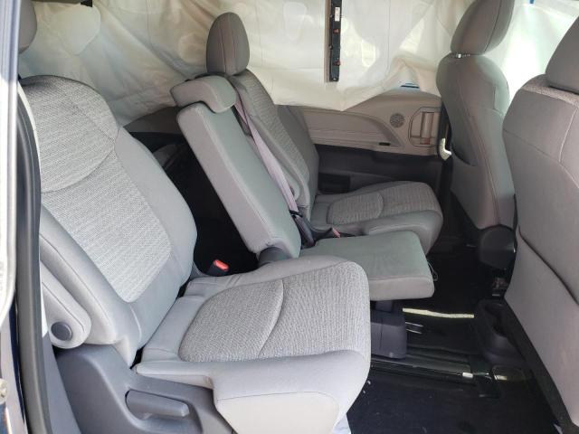 Photo 6 from auction – 2021 TOYOTA SIENNA LE with VIN 5TDKRKEC6MS051650