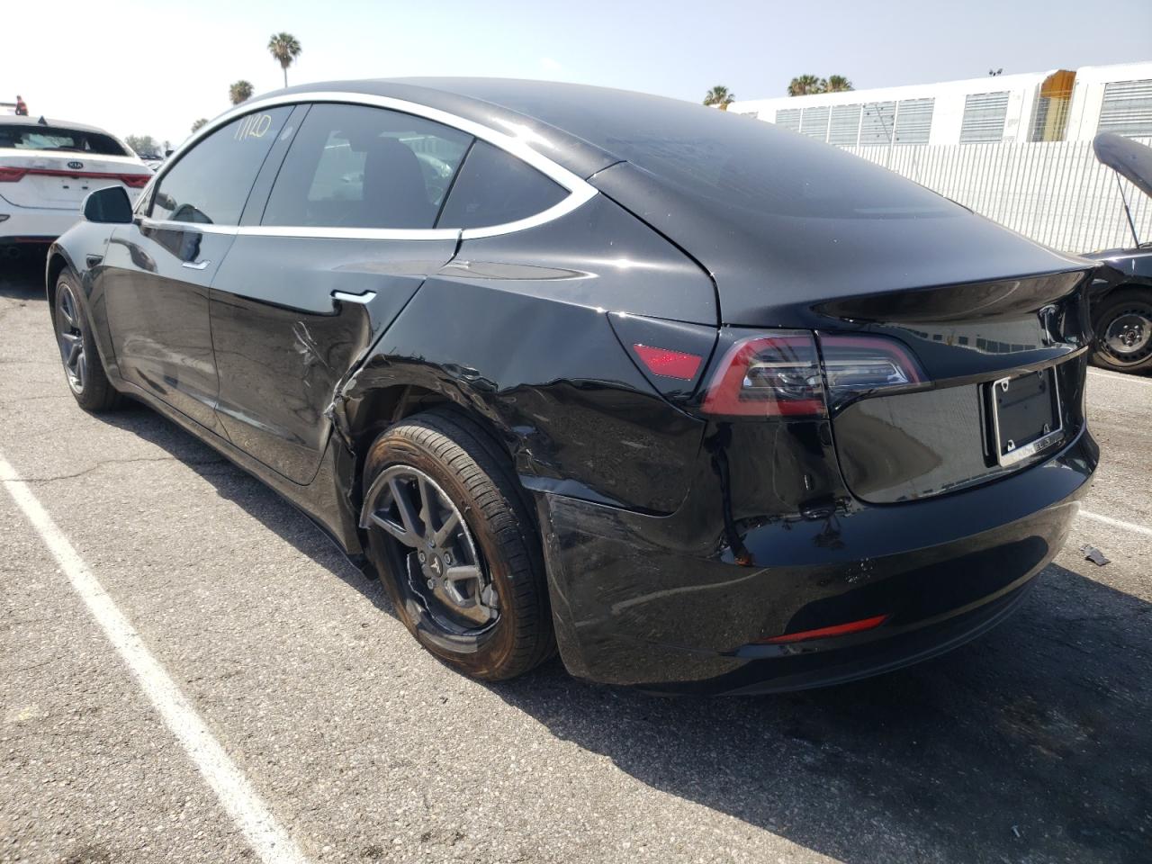 Photo 3 from auction – 2019 TESLA MODEL 3 with VIN 5YJ3E1EAXKF424523