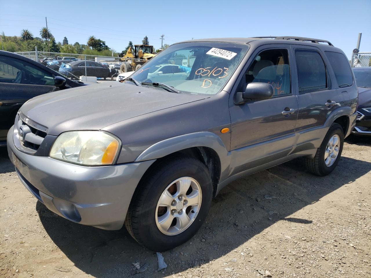 Photo 2 from auction – 2002 MAZDA TRIBUTE LX with VIN 4F2YU09152KM54870