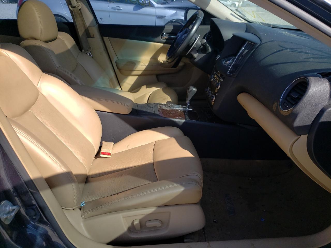 Photo 5 from auction – 2011 NISSAN MAXIMA S with VIN 1N4AA5AP4BC845502