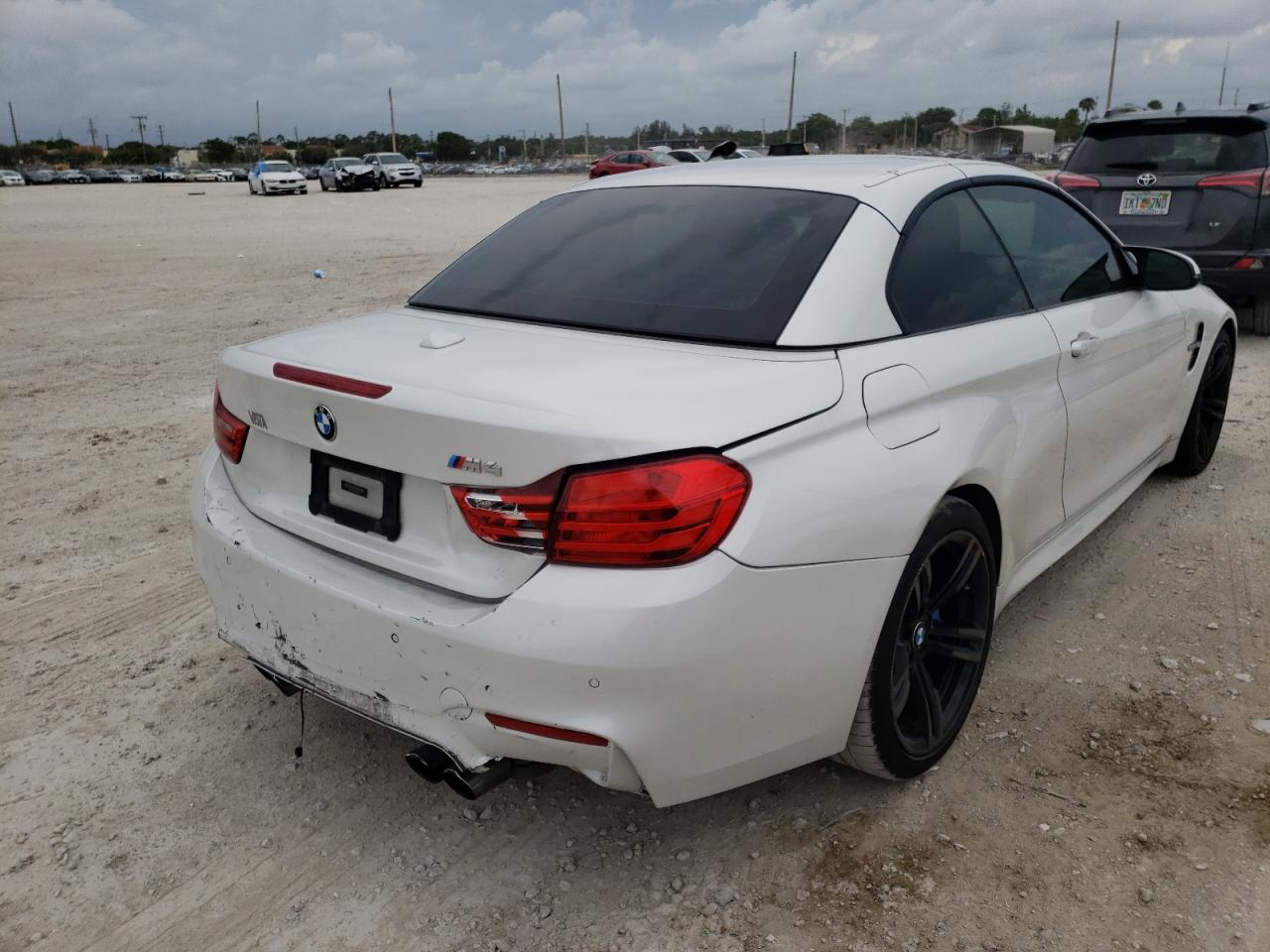 Photo 4 from auction – 2016 BMW M4 with VIN WBS3U9C53GP969833