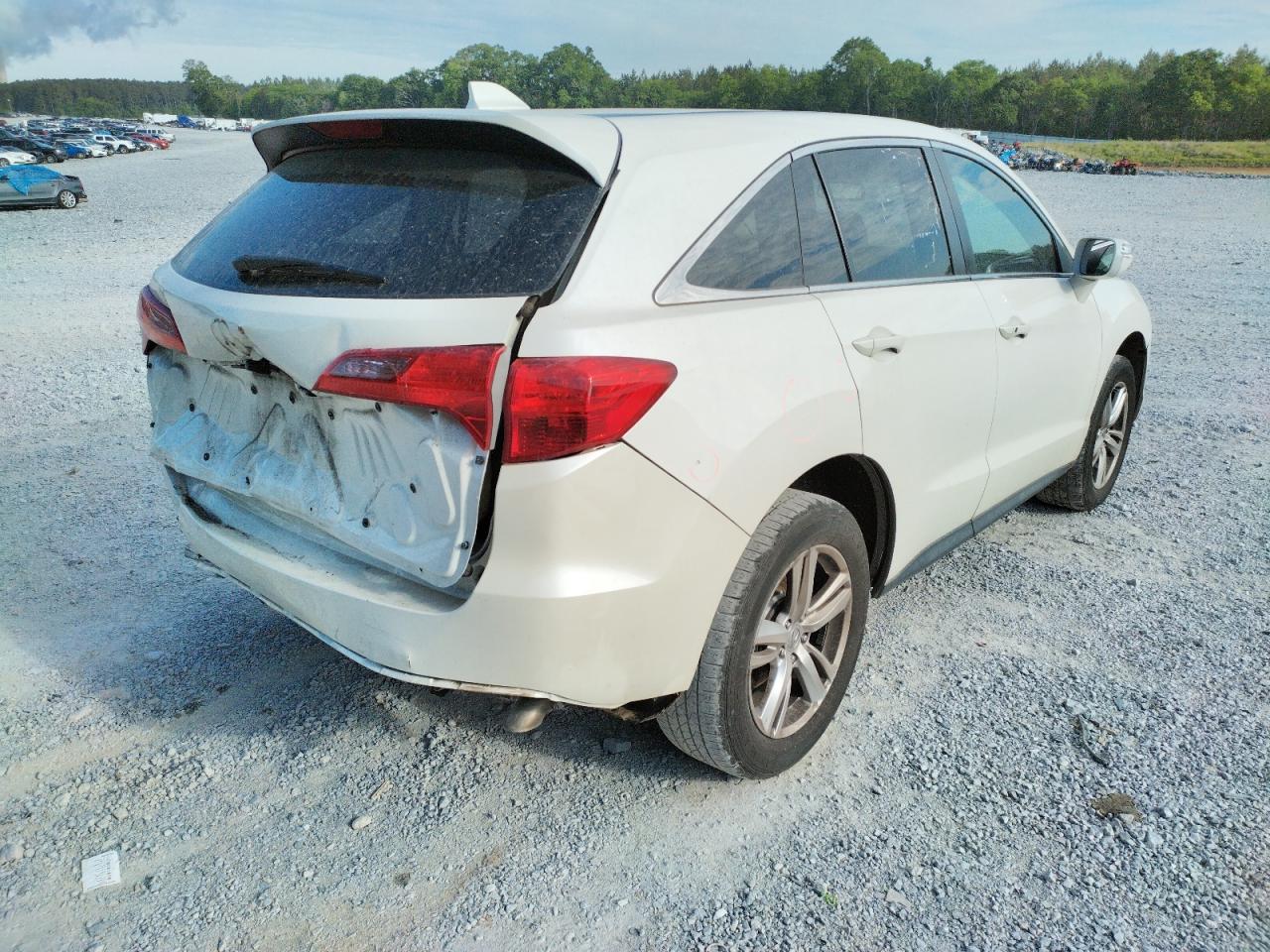 Photo 4 from auction – 2015 ACURA RDX with VIN 5J8TB3H35FL009101