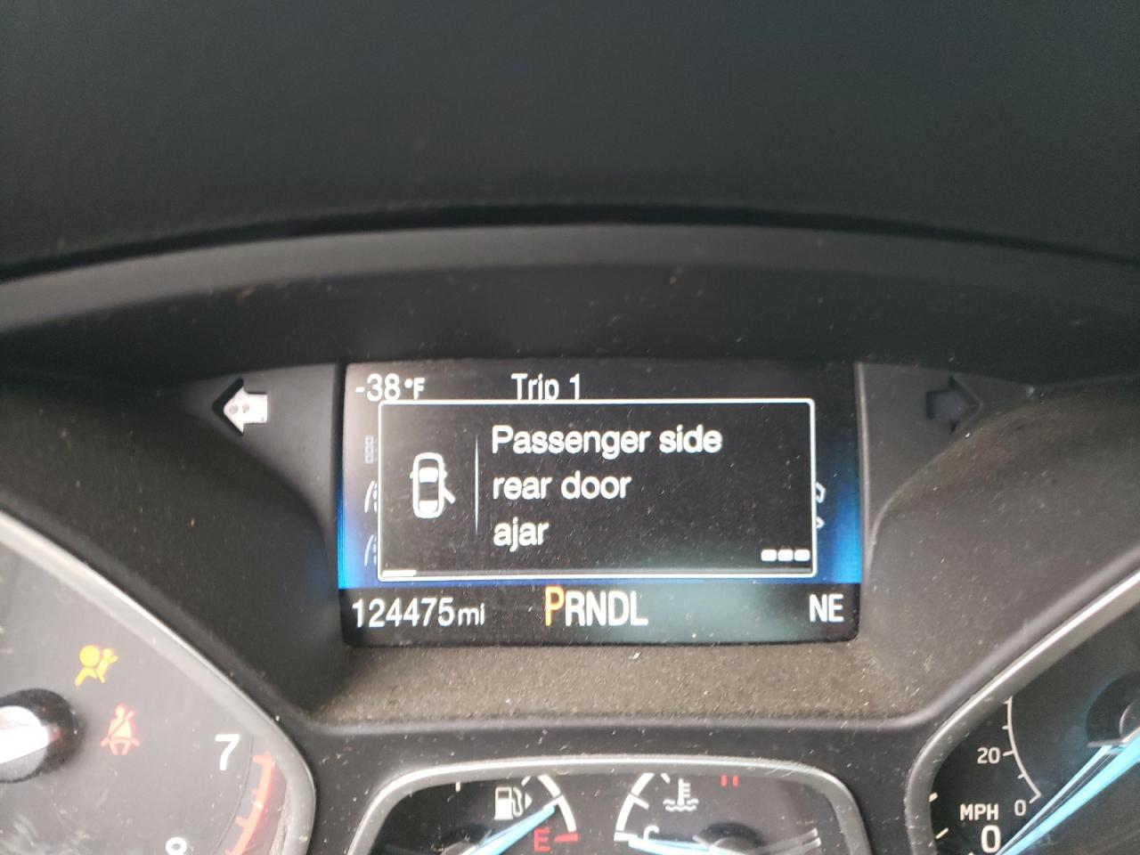 Photo 8 from auction – 2015 FORD FOCUS SE with VIN 1FADP3F29FL385109