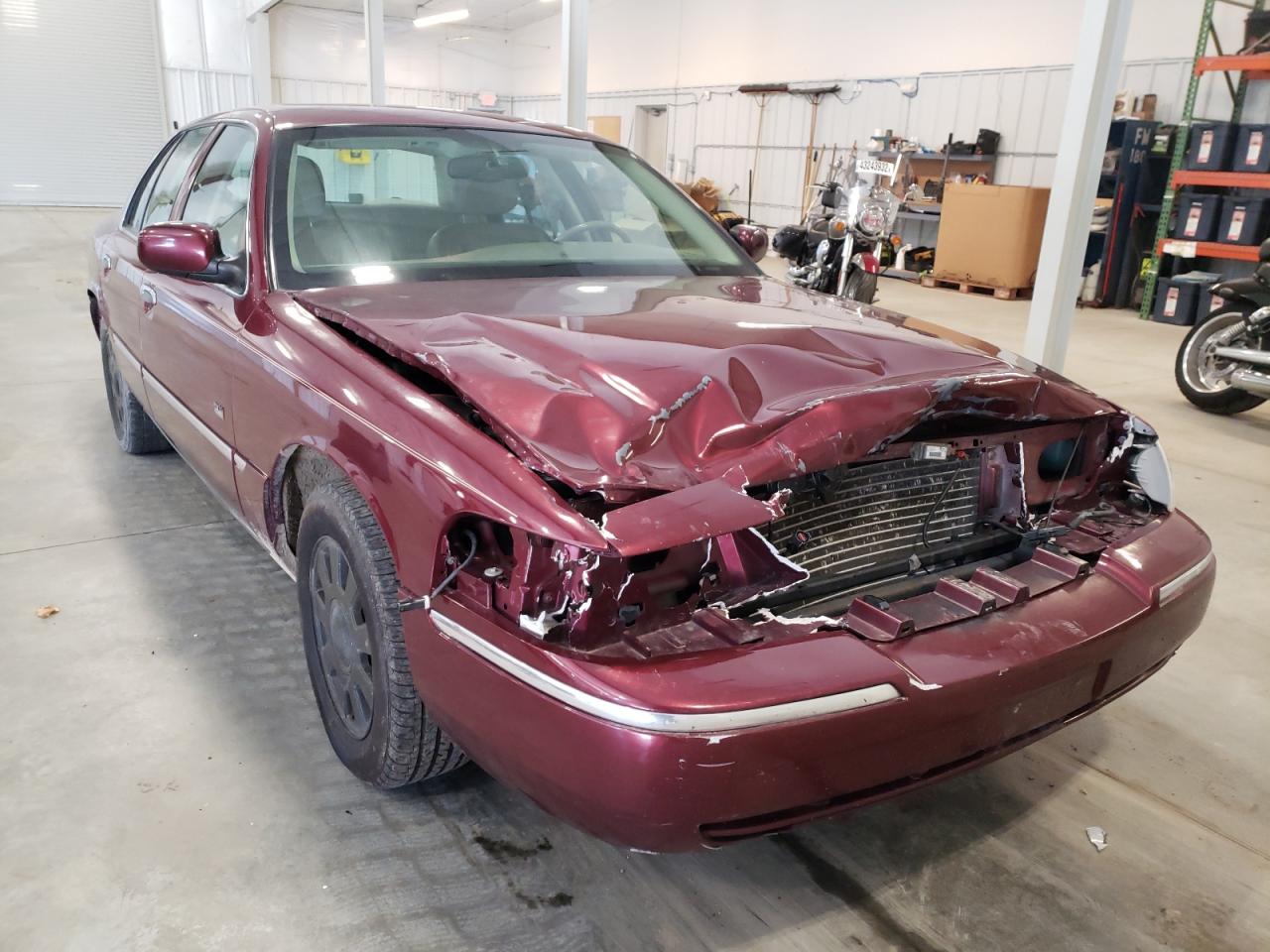 MERCURY GRAND MARQ 2004 with VIN 2MEFM75W24X671583 - Photo from auction