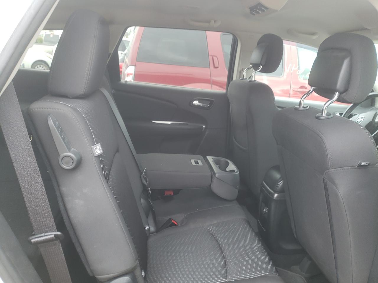 Photo 6 from auction – 2017 DODGE JOURNEY SE with VIN 3C4PDCAB2HT519294