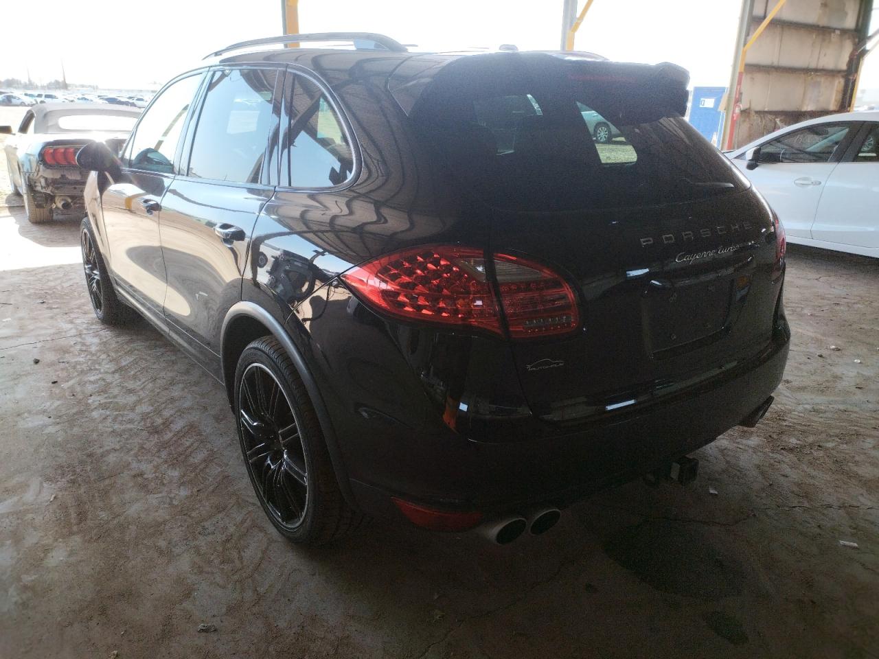 Photo 3 from auction – 2013 PORSCHE CAYENNE TU with VIN WP1AC2A2XDLA90672