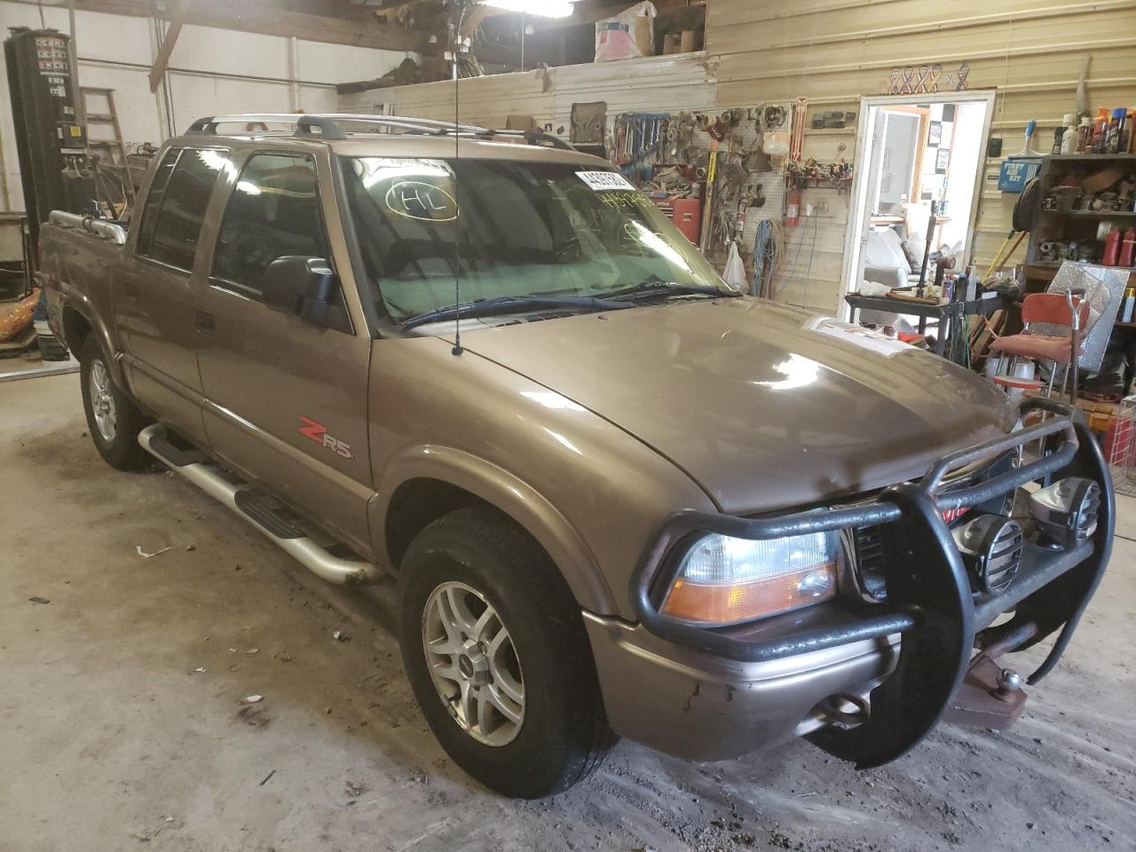 GMC SONOMA 2002 with VIN 1GTDT13W42K221462 - Photo from auction