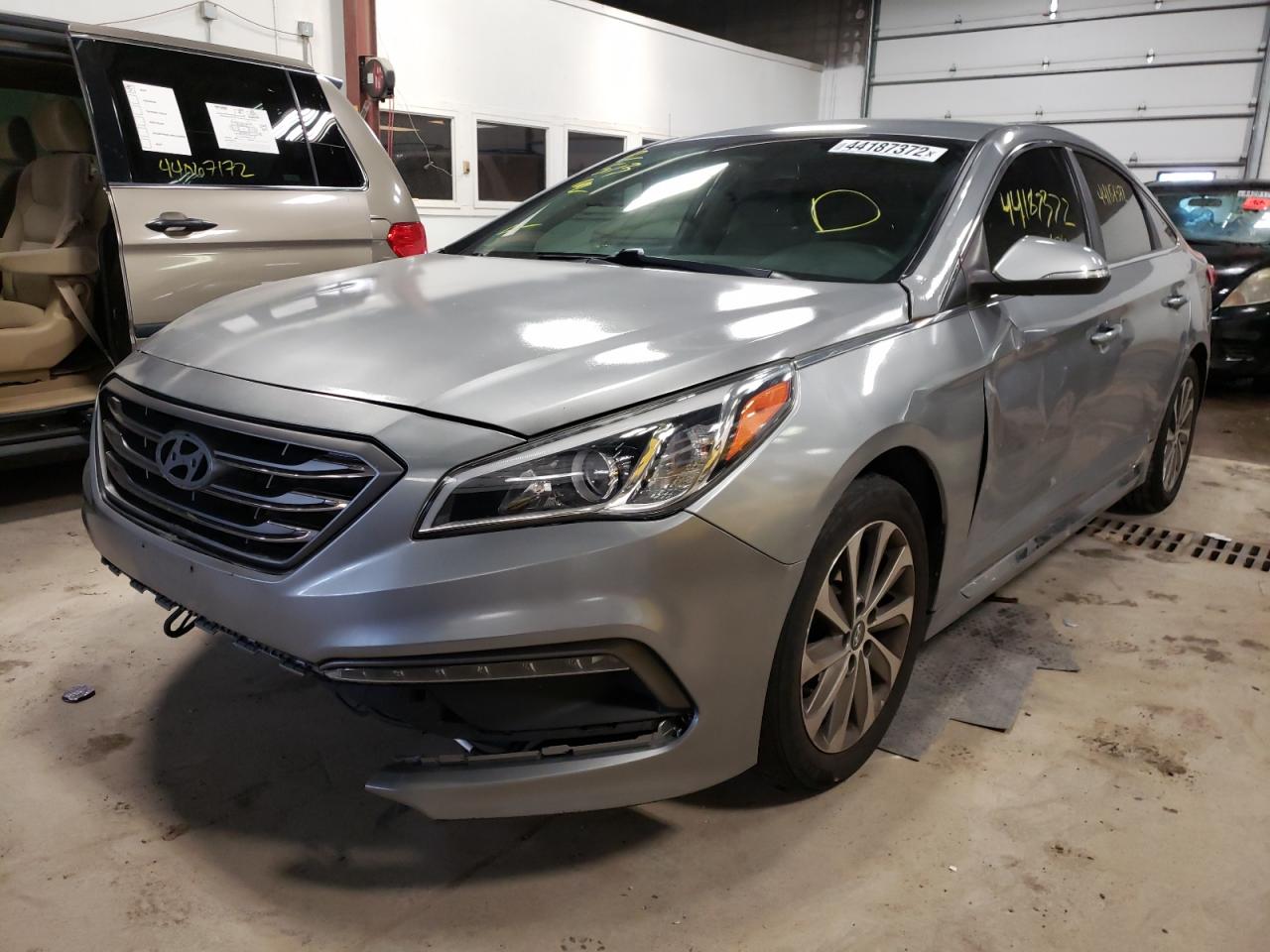Photo 2 from auction – 2017 HYUNDAI SONATA SPO with VIN 5NPE34AF6HH438771