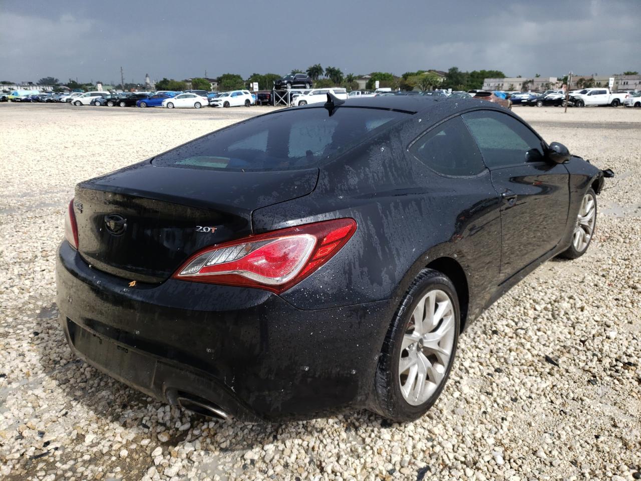 Photo 4 from auction – 2013 HYUNDAI GENESIS CO with VIN KMHHT6KD9DU080373