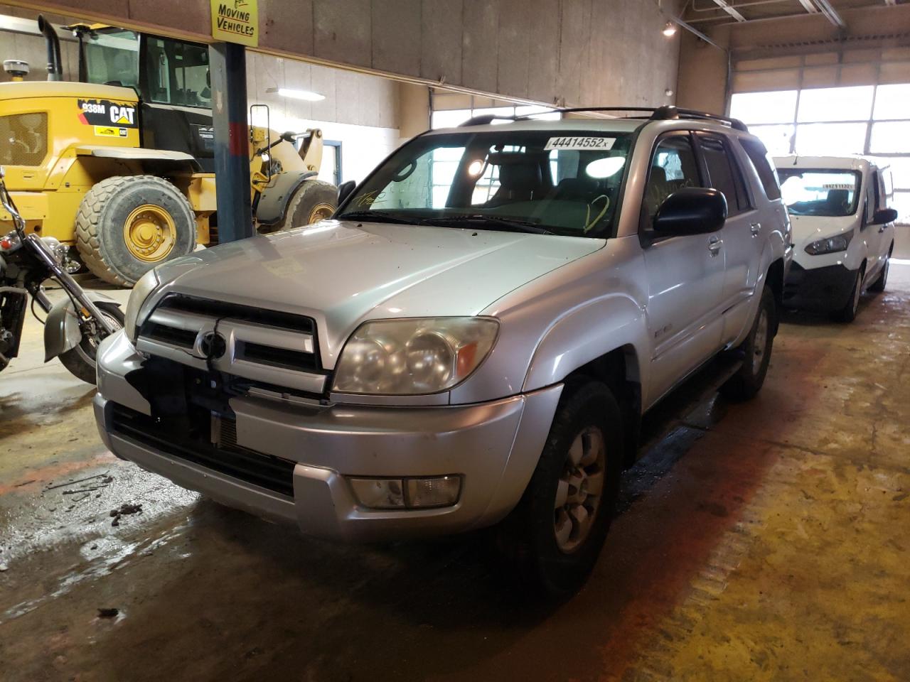 صورة رقم 2 من المزاد - 2004 TOYOTA 4RUNNER SR مع VIN JTEBU14R048012079