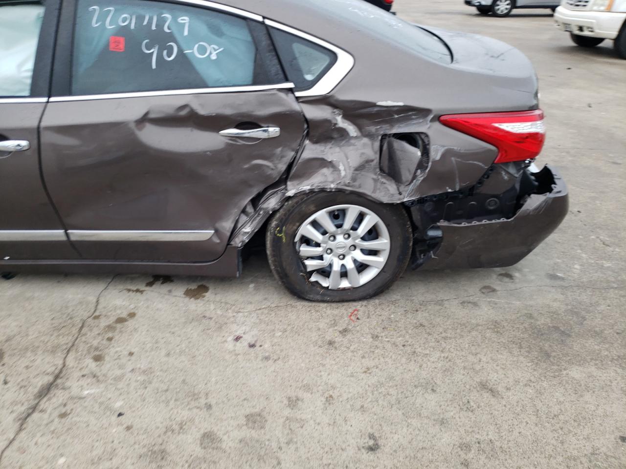 Photo 9 from auction – 2016 NISSAN ALTIMA 2.5 with VIN 1N4AL3AP4GN344054