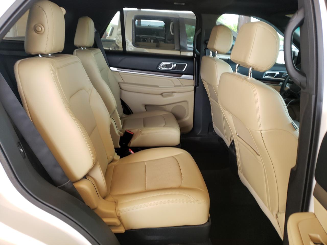 Photo 6 from auction – 2016 FORD EXPLORER L with VIN 1FM5K7F8XGGB09231
