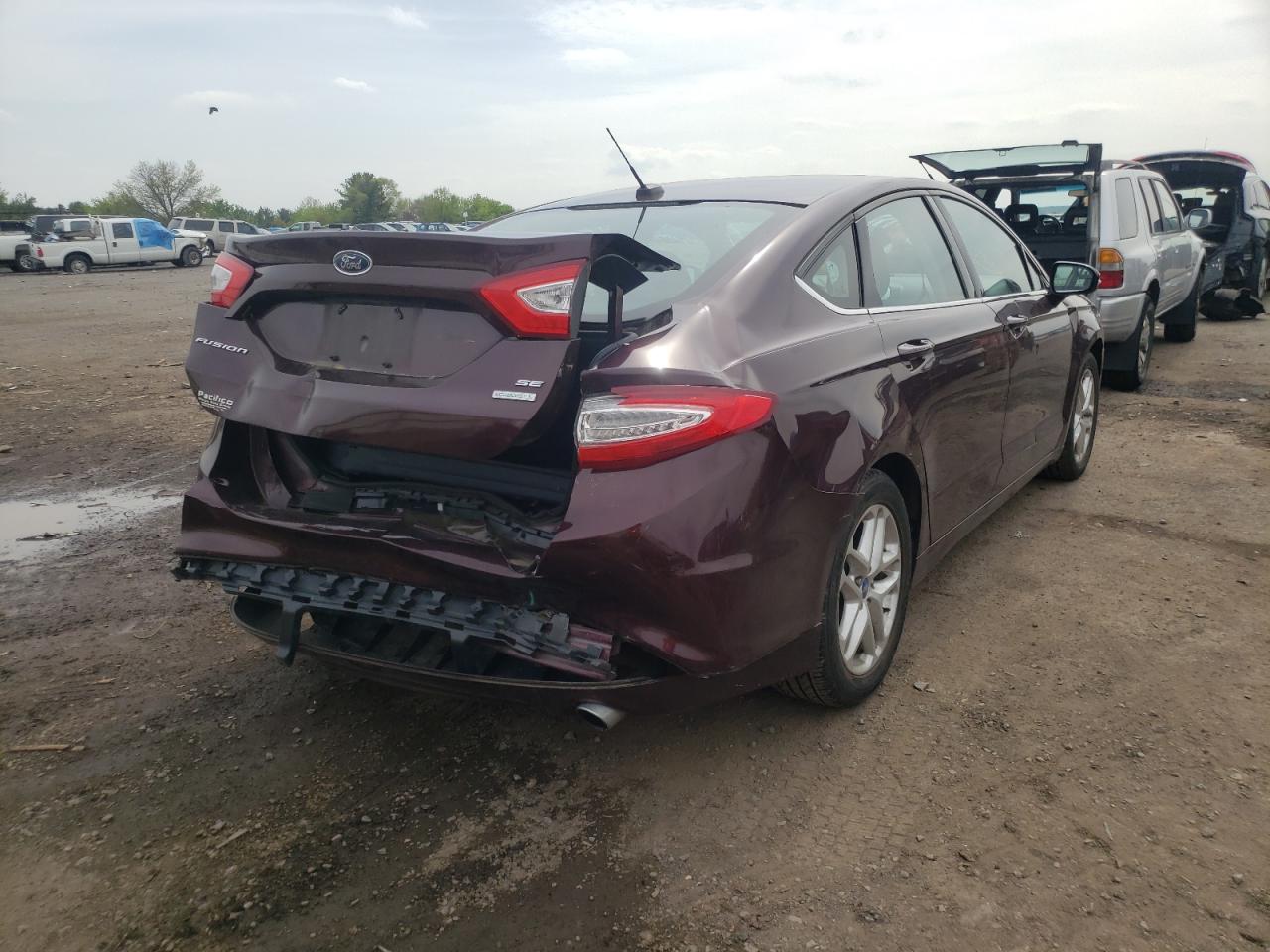 Photo 4 from auction – 2013 FORD FUSION SE with VIN 3FA6P0HR2DR138563