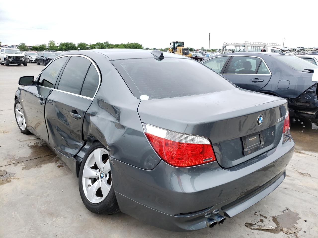 Photo 3 from auction – 2007 BMW 525 I with VIN WBANE53587CY05424
