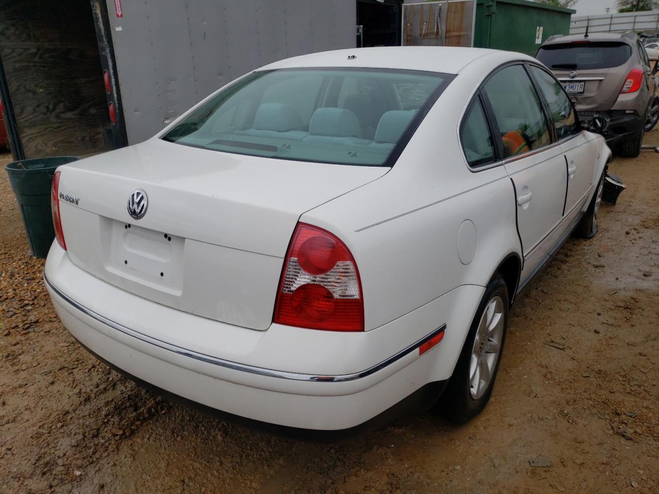 Photo 4 from auction – 2004 VOLKSWAGEN PASSAT GLS with VIN WVWPD63B94P106723