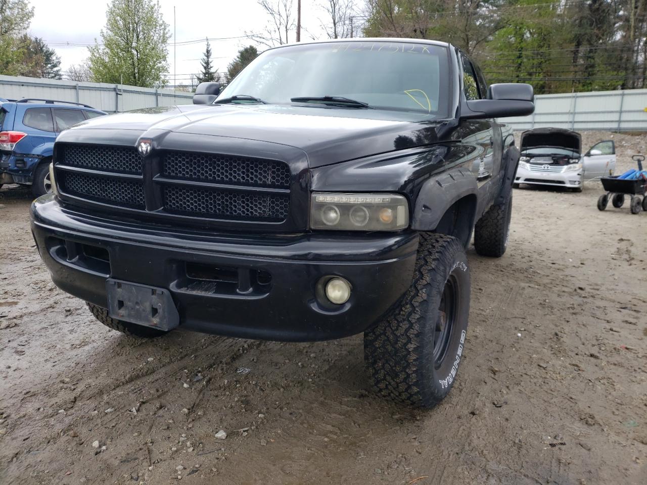 صورة رقم 2 من المزاد - 2001 DODGE RAM 1500 مع VIN 1B7HF13Y41J566912