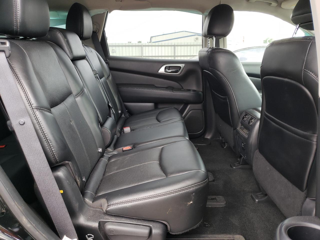 Photo 6 from auction – 2017 NISSAN PATHFINDER with VIN 5N1DR2MN0HC607773