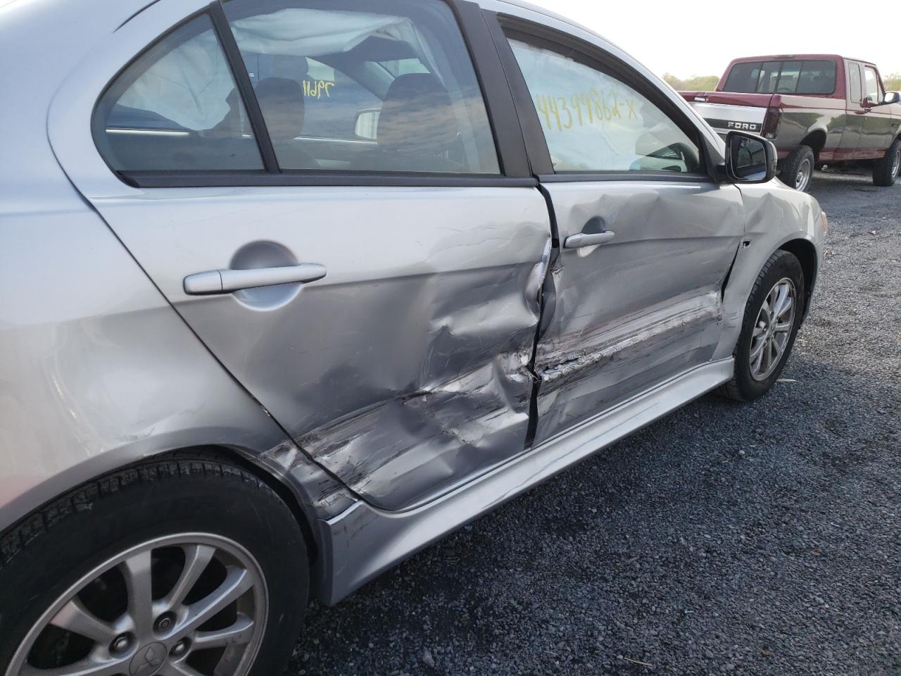 Photo 9 from auction – 2012 MITSUBISHI LANCER SE with VIN JA32V2FW2CU013295