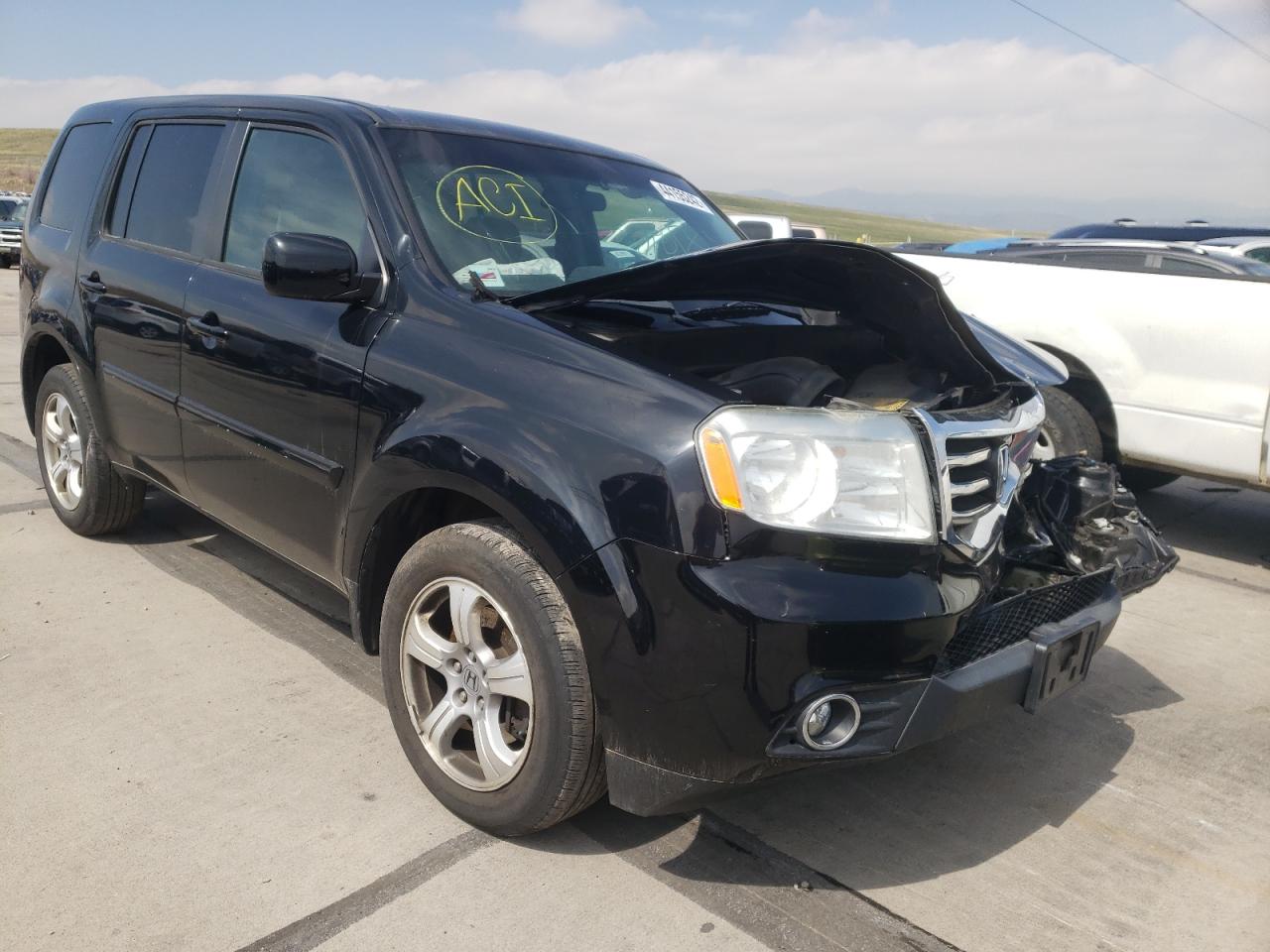 HONDA PILOT EX 2015 with VIN 5FNYF4H43FB053415 - Photo from auction