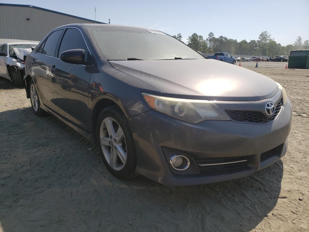 TOYOTA CAMRY L 2014 with VIN 4T1BF1FK1EU327377 - Photo from auction