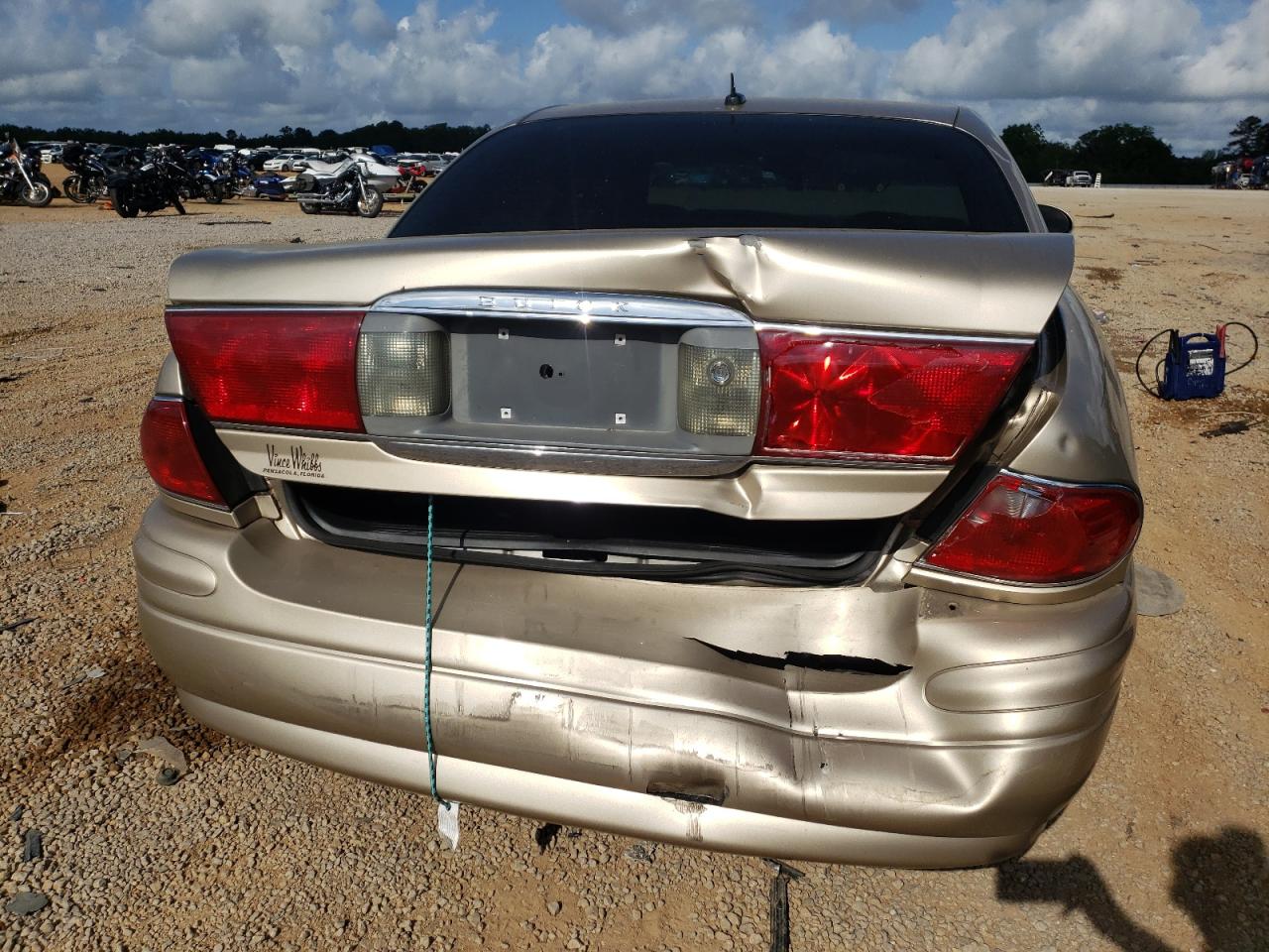 Photo 9 from auction – 2005 BUICK LESABRE with VIN 1G4HP52K85U228284