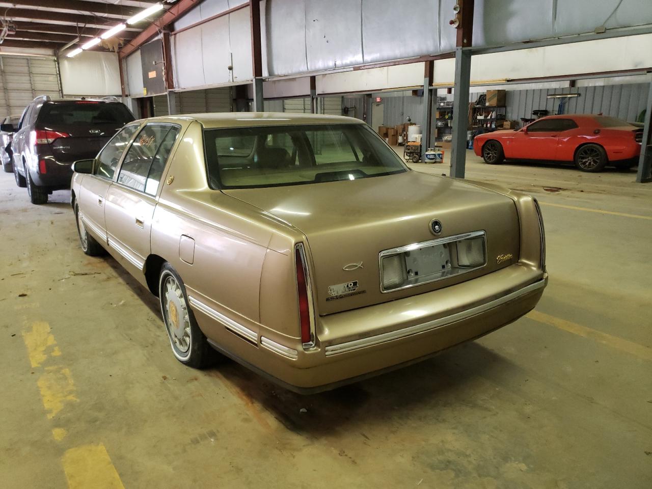 Photo 3 from auction – 1998 CADILLAC DEVILLE with VIN 1G6KD54Y8WU796771