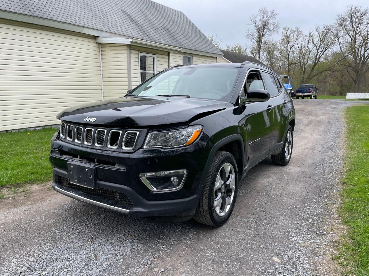 Photo 2 from auction – 2020 JEEP COMPASS LI with VIN 3C4NJDCB2LT211828
