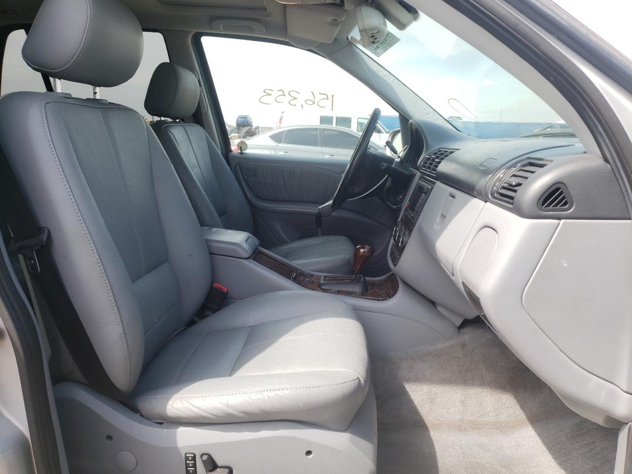 Photo 5 from auction – 2002 MERCEDES-BENZ ML 500 with VIN 4JGAB75E02A314607