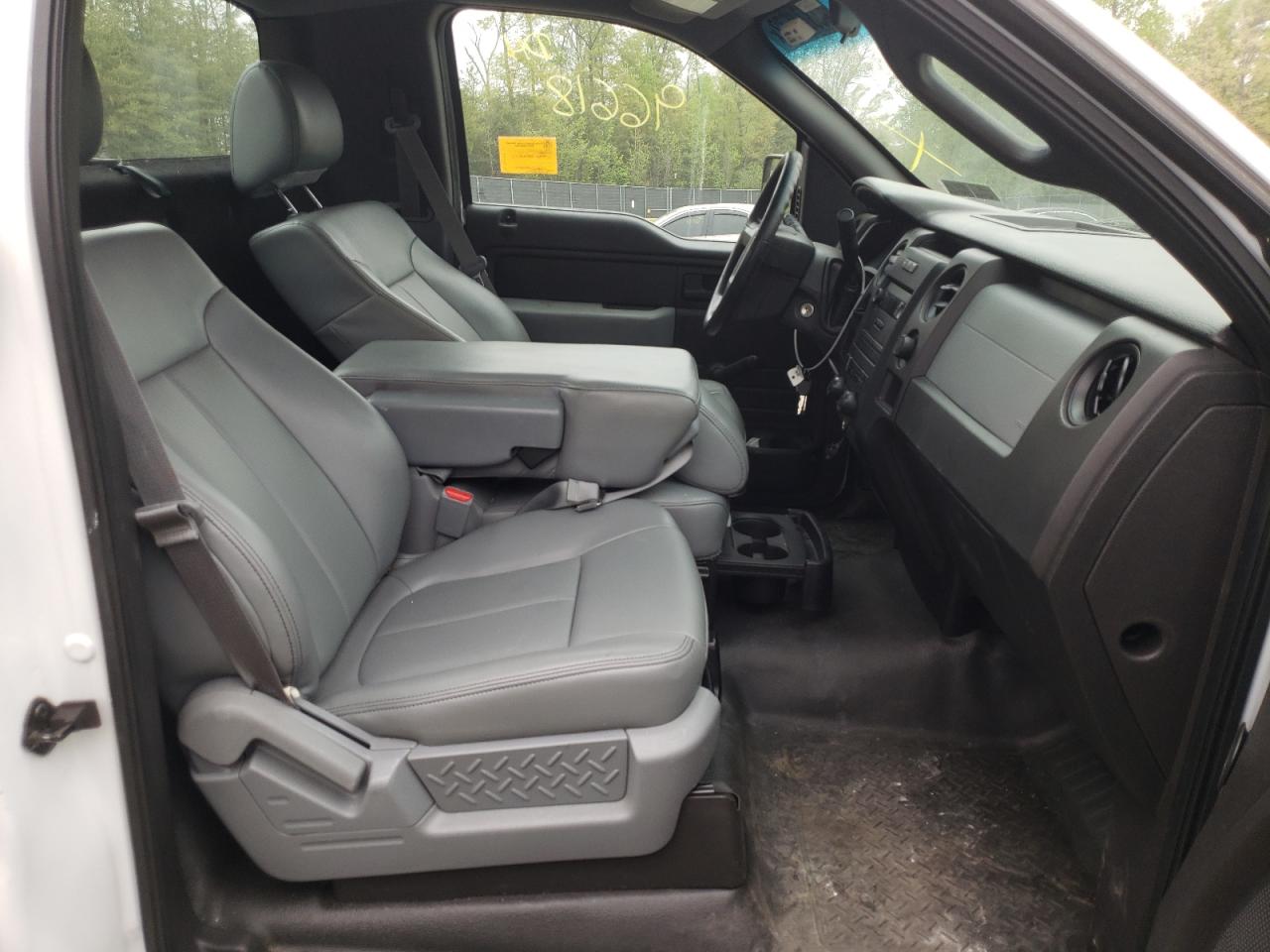 Photo 18 from auction – 2014 FORD F150 with VIN 1FTMF1CM4EKG36582