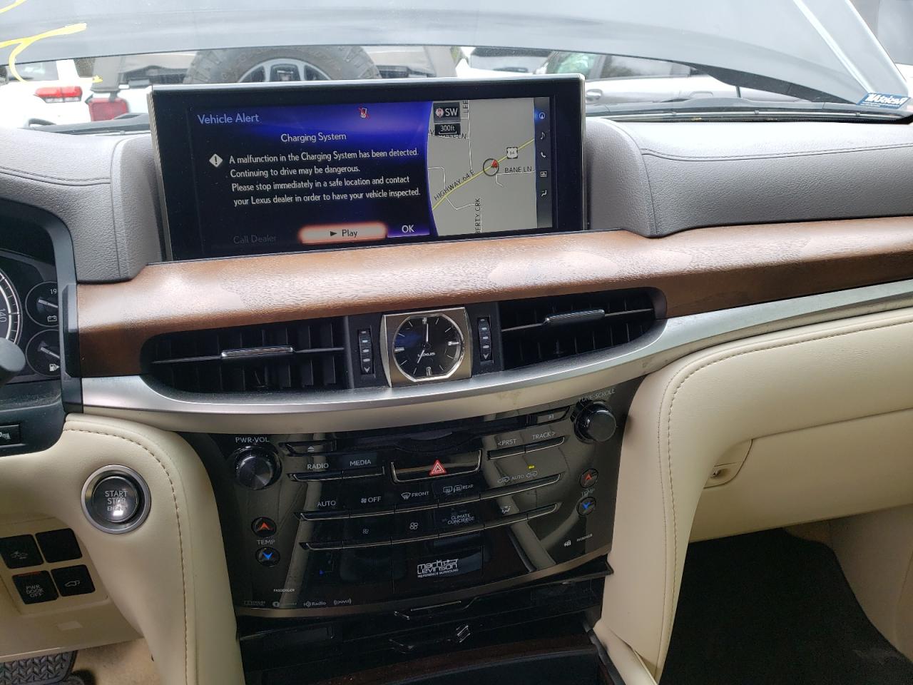 Photo 9 from auction – 2021 LEXUS LX 570 with VIN JTJDY7AX3M4334016
