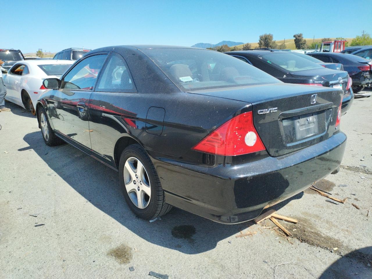 Photo 3 from auction – 2004 HONDA CIVIC with VIN 1HGEM21904L003344