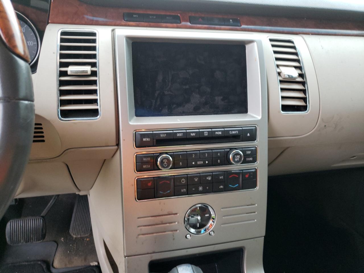 Photo 9 from auction – 2010 FORD FLEX LIMIT with VIN 2FMGK5DC9ABA51017