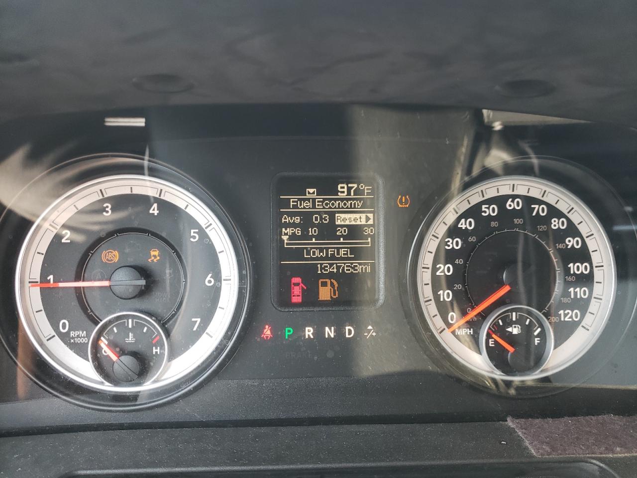 Photo 8 from auction – 2014 RAM 1500 ST with VIN 1C6RR6KT1ES135319