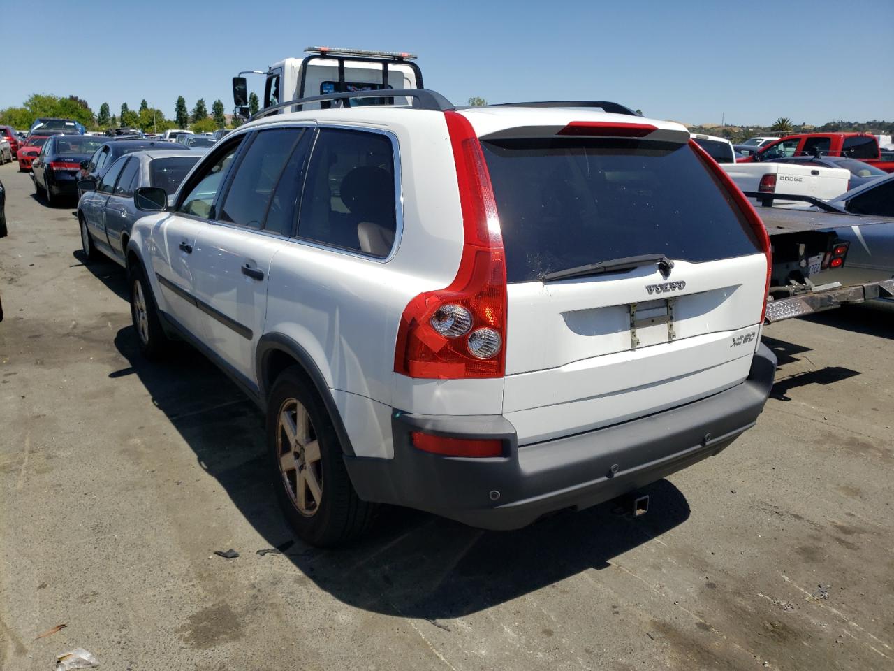 Photo 3 from auction – 2004 VOLVO XC90 with VIN YV1CY59H041110469
