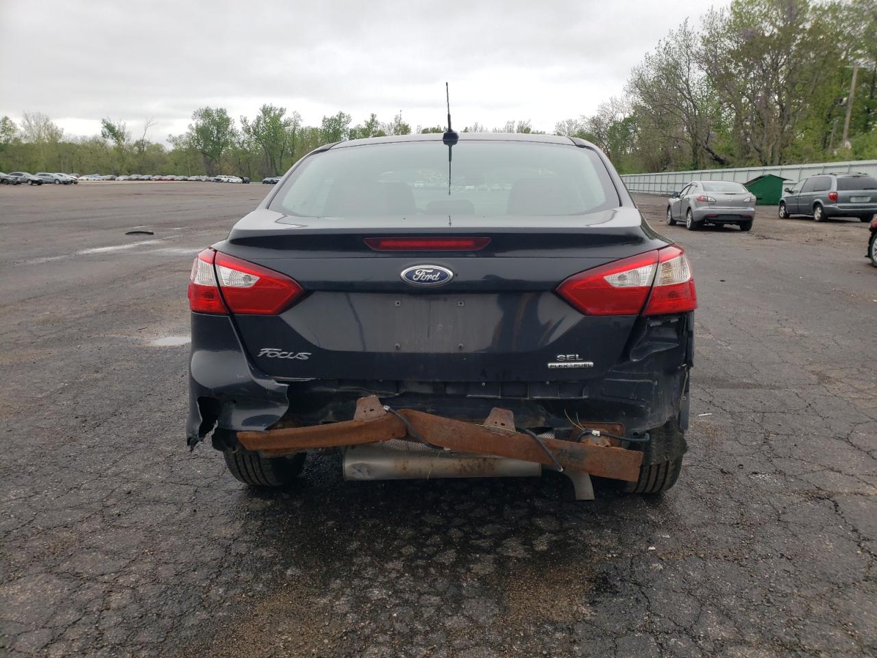 Photo 9 from auction – 2012 FORD FOCUS SEL with VIN 1FAHP3H28CL466841