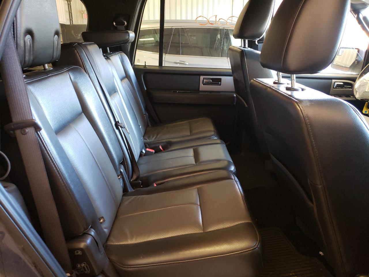 Photo 6 from auction – 2012 FORD EXPEDITION with VIN 1FMJU1J55CEF26667