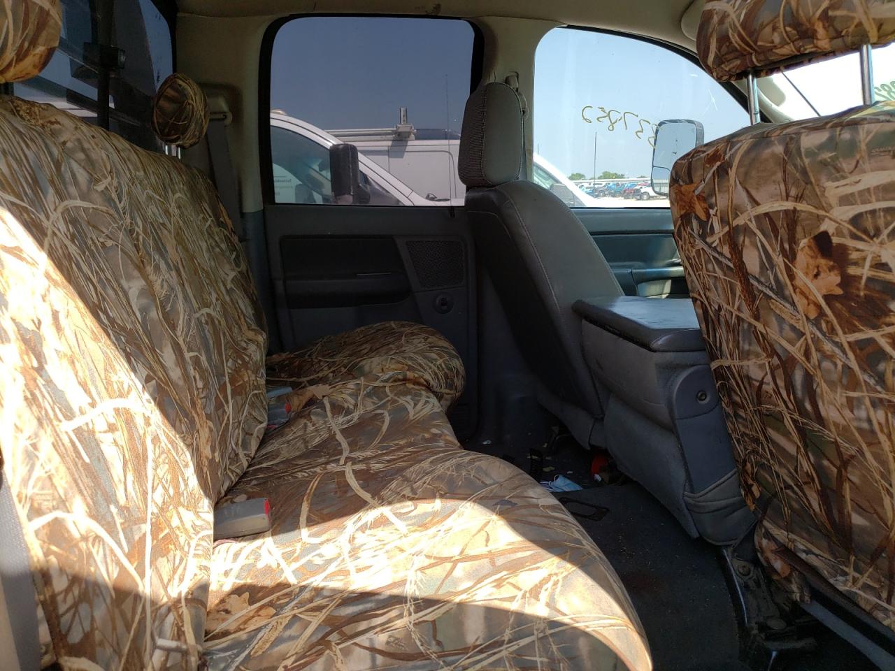 Photo 6 from auction – 2006 DODGE RAM 3500 S with VIN 3D7MX48C16G163205