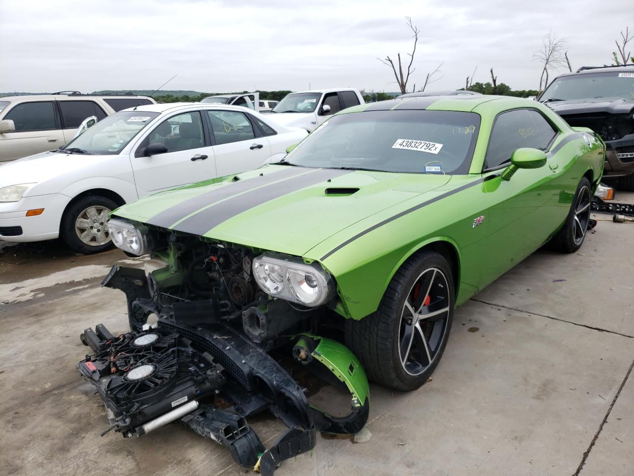 Photo 2 from auction – 2011 DODGE CHALLENGER with VIN 2B3CJ7DJ0BH589797